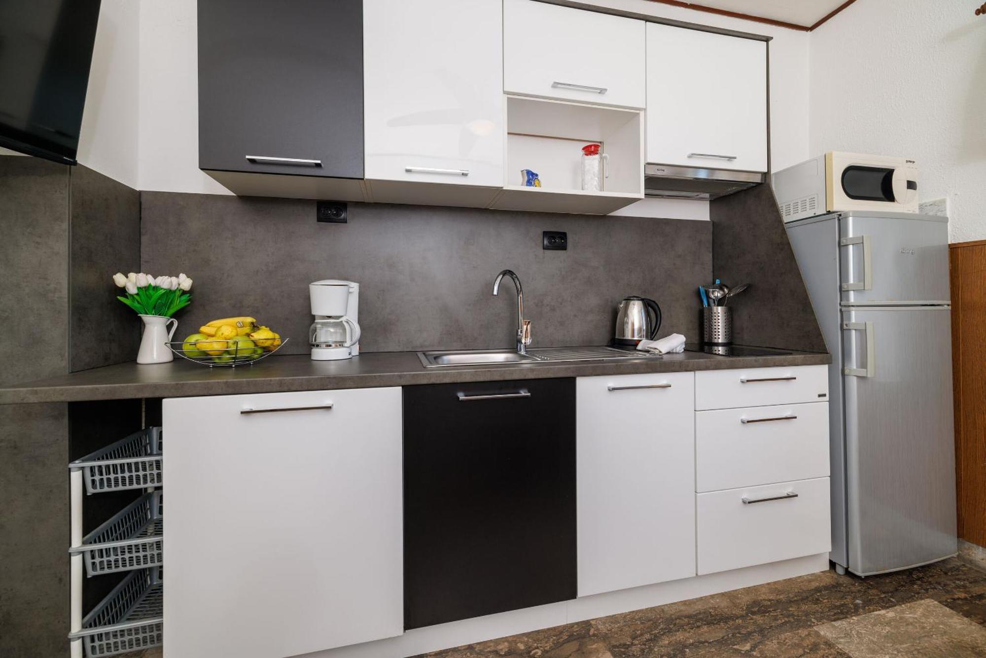 Apartment Petar Poljice Exteriör bild